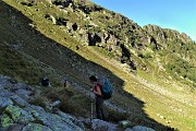 27 Il sent. 161 in discesa e poi in decisa salita
